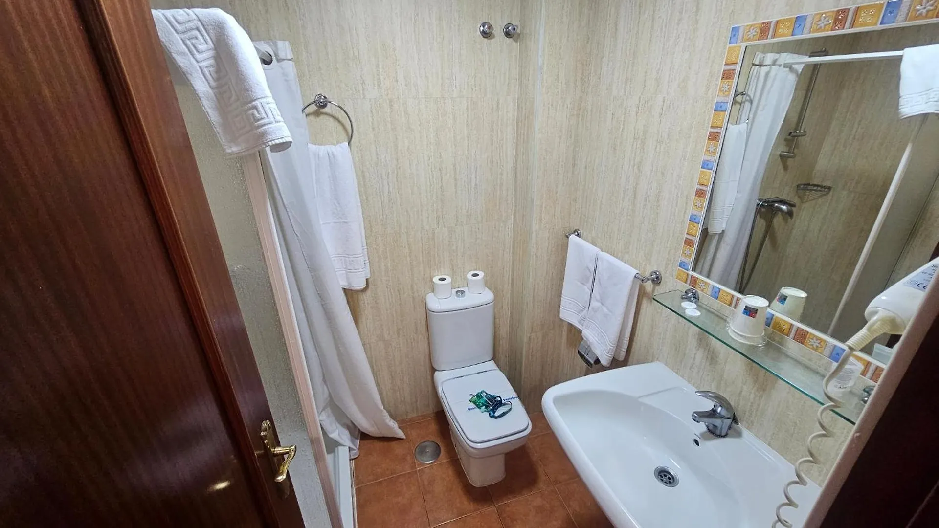Hotel Galicia Fuengirola 2*,